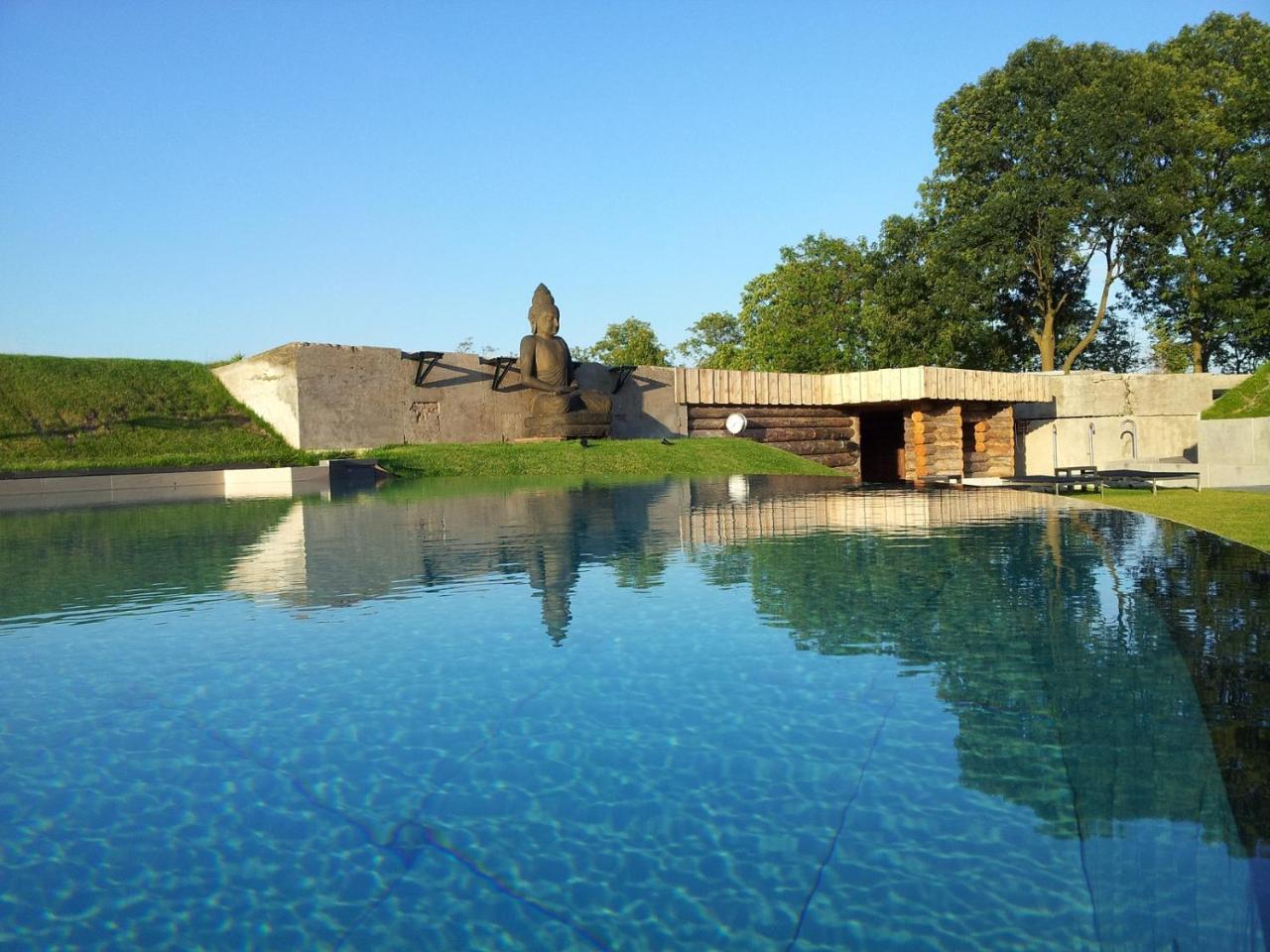Fort Resort Beemster 쥐두스빔스터 외부 사진